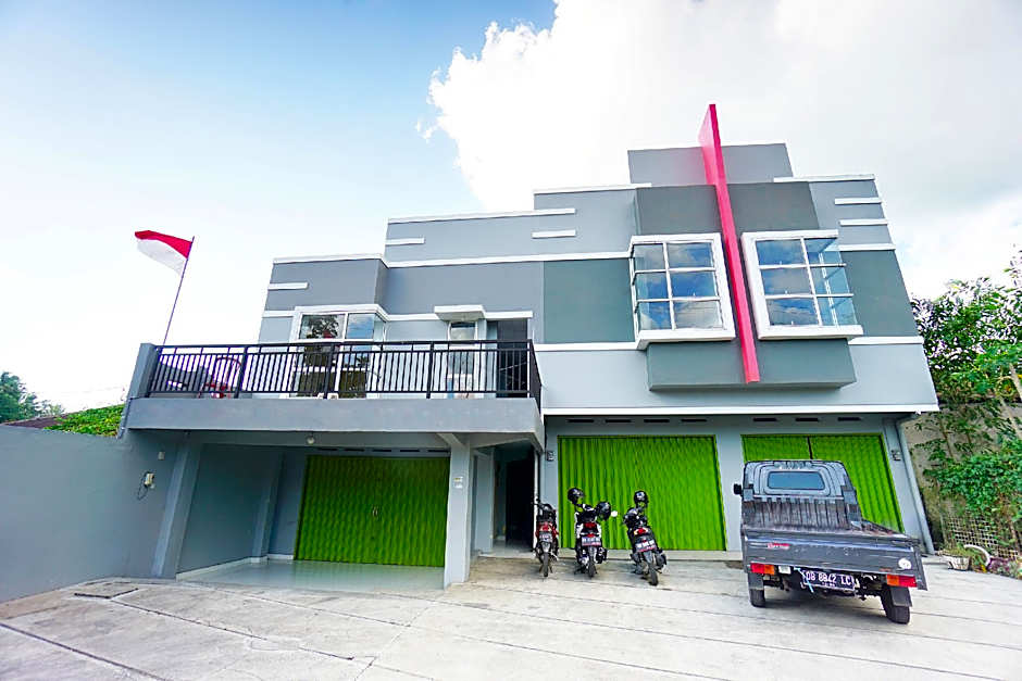 OYO 1064 Manado Airport Homestay