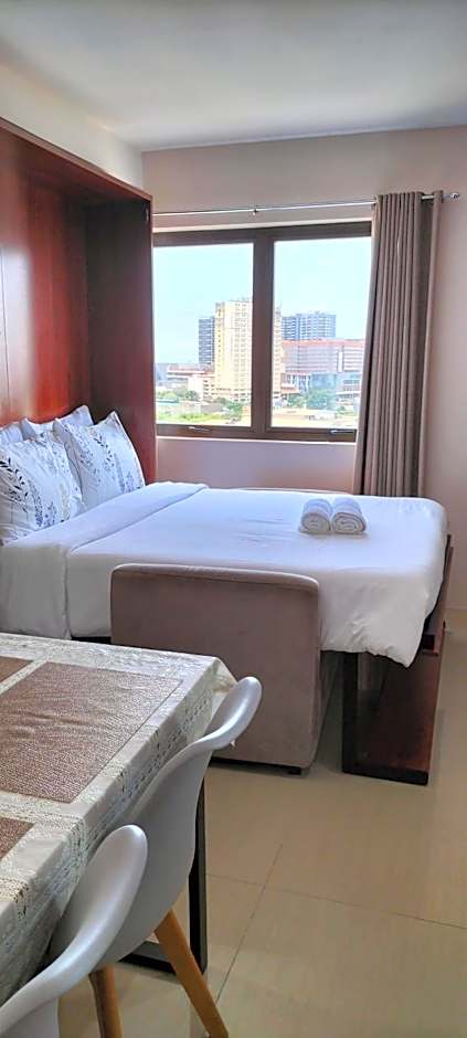 Cozy33 The Persimmon Studio, Near Airport, SM, Ayala, Cebu Business Park, Cebu IT Park