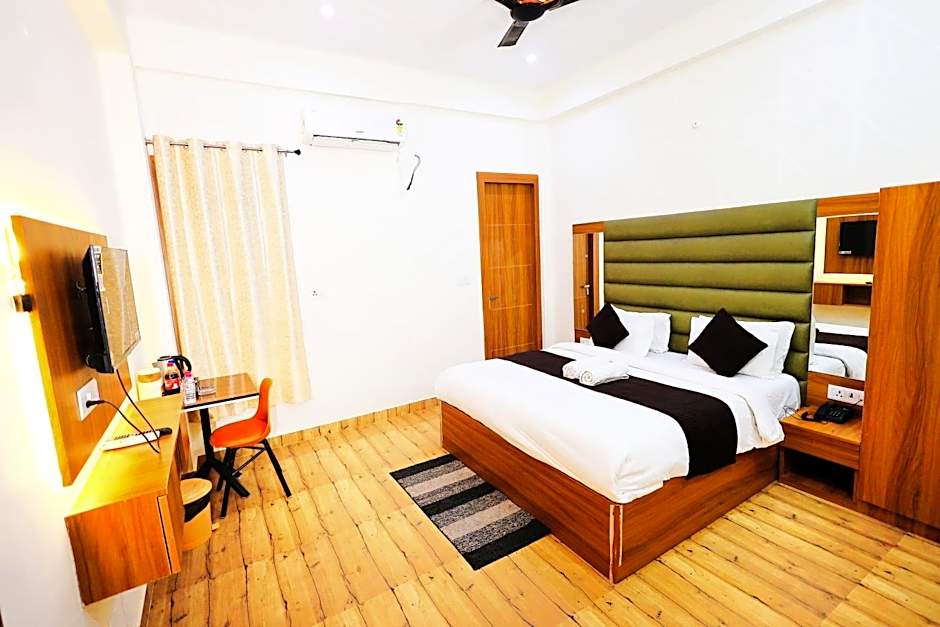Hotel Yuvan Palace – Agra, NC