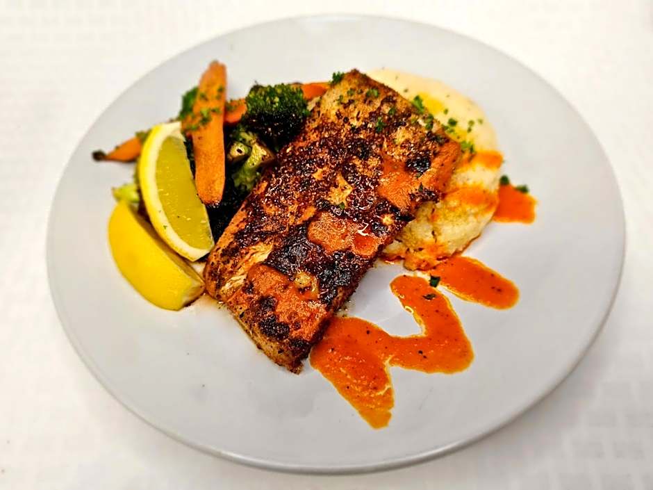 Altland House Inn & Suites