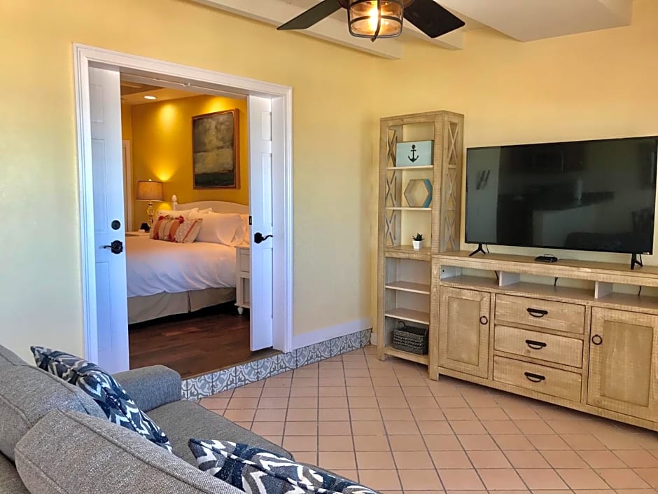 Quinta Pacifica Beachfront Villas