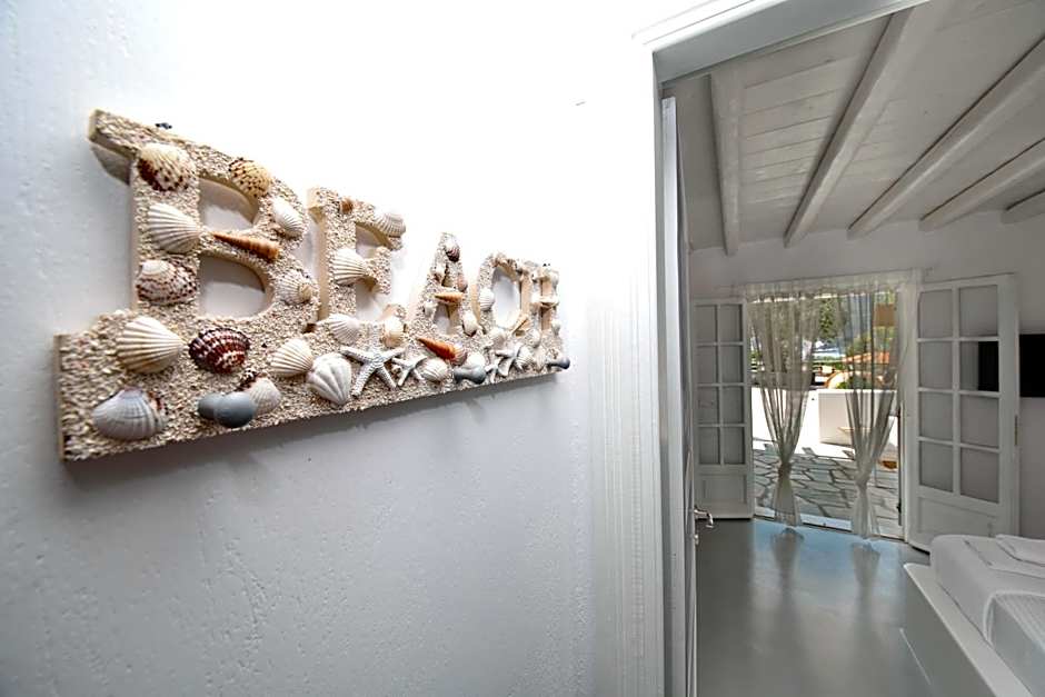 Evlalia Studios & Villas