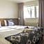 Farmhouse Lodge