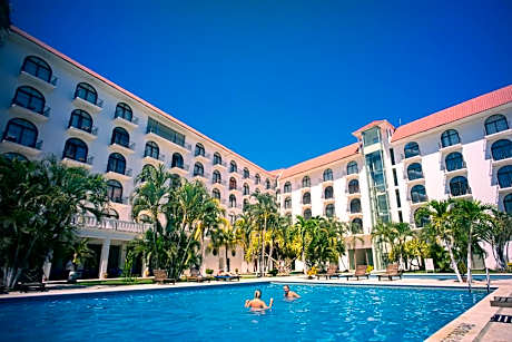 Hotel Caracol Plaza