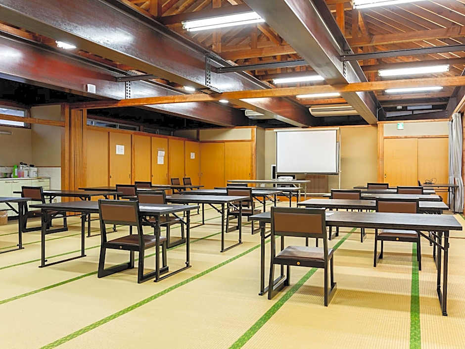 直島町ふるさと海の家 つつじ荘 -Seaside Stay Tsutsujiso-