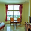 Greenlight Hotel