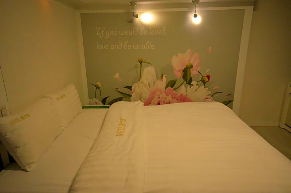 Jeonju Cherevill Motel
