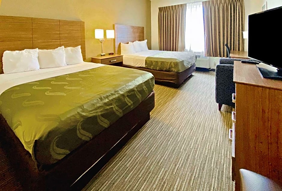 Quality Suites University