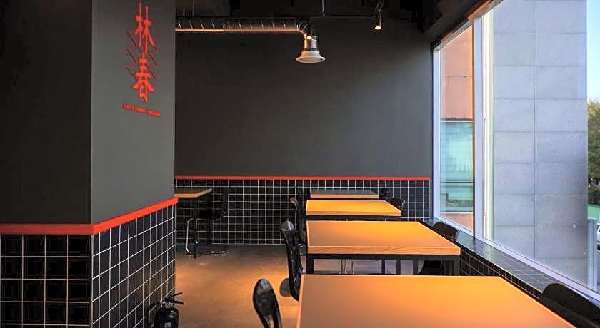 Workers Hotel Daejeon Wolpyeong by Anook