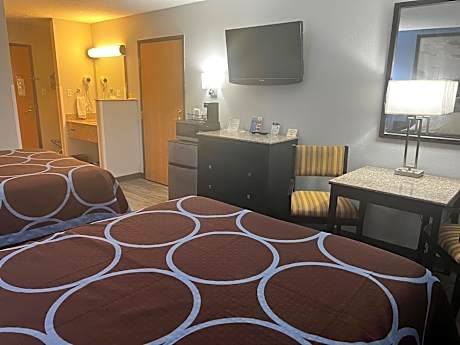 Queen Room with Two Queen Beds - Non-Smoking
