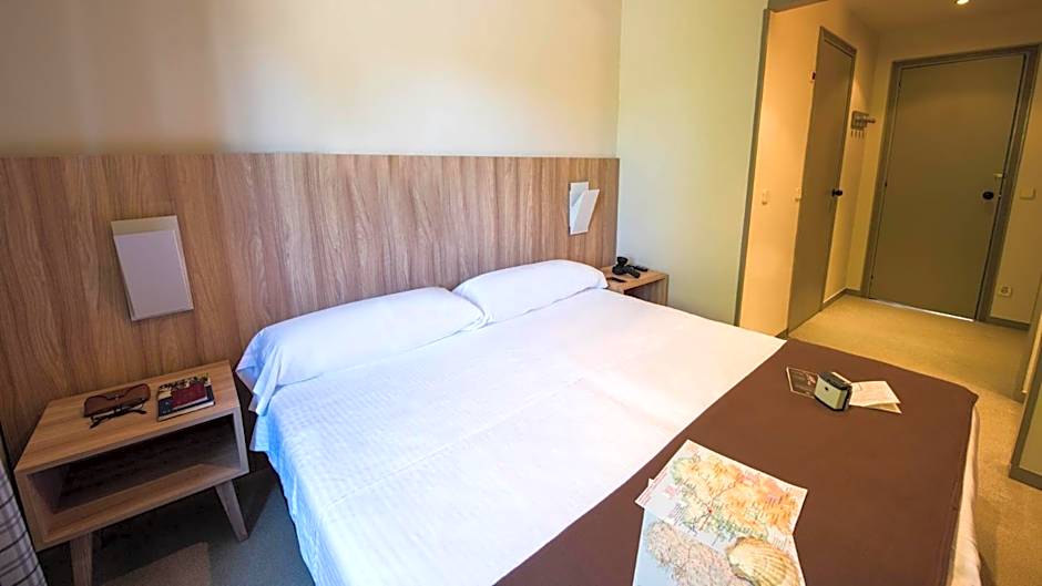 Albergue Monte Do Gozo