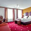 Tiptop Hotel Burgschmiet Garni