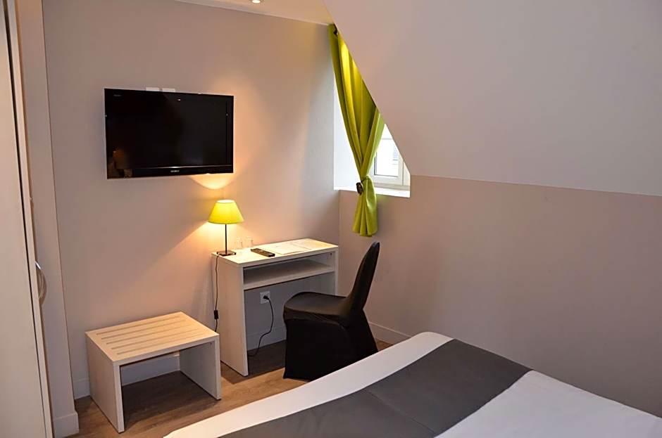 Brit Hotel Du Dauphin L'Aigle