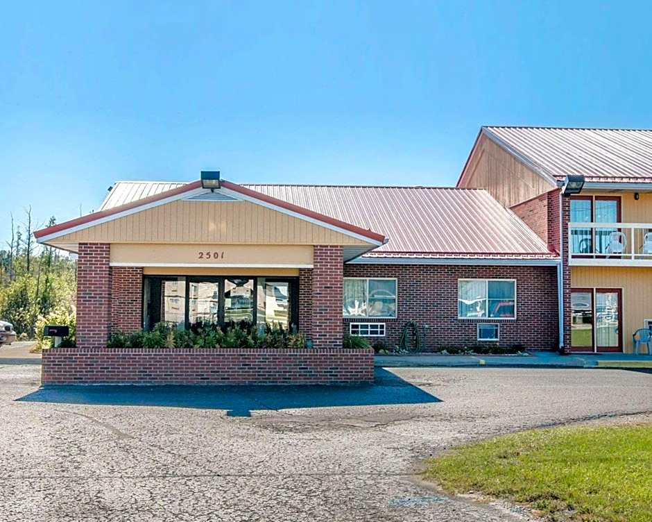 Econo Lodge Cadillac