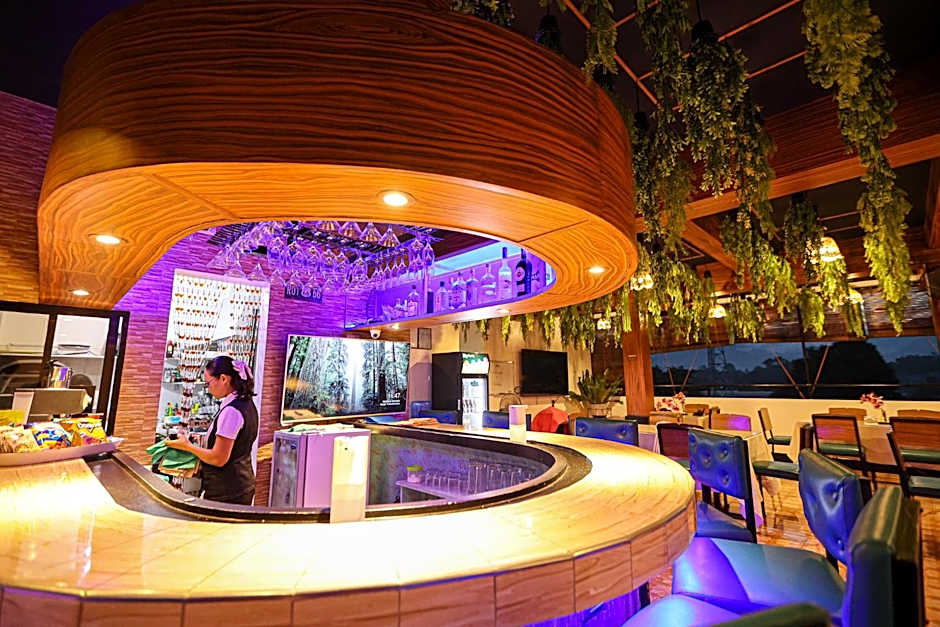 Kingswick Residences & Lodge