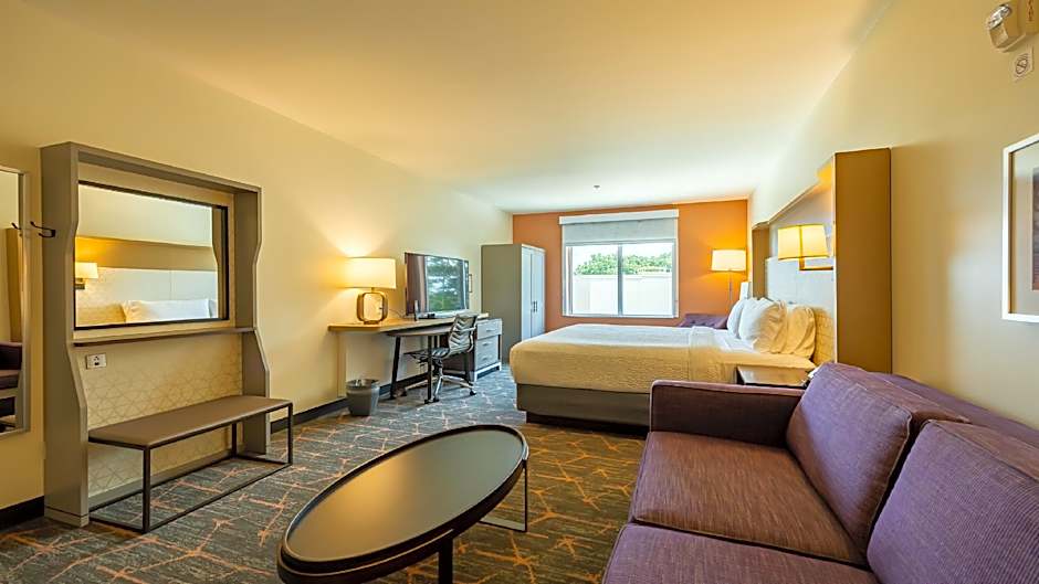 Holiday Inn & Suites Atalnta Permiter-Dunwoody