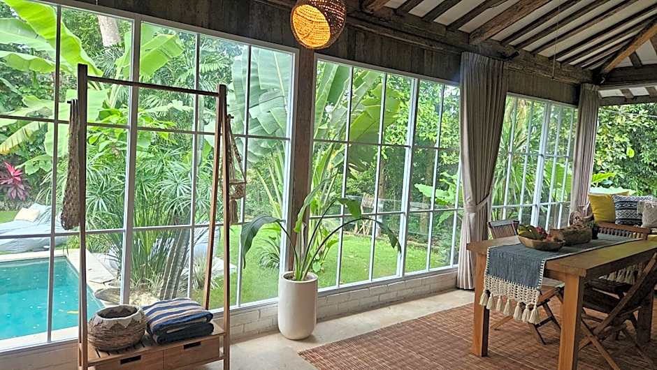 Casa Aliran - River Stay