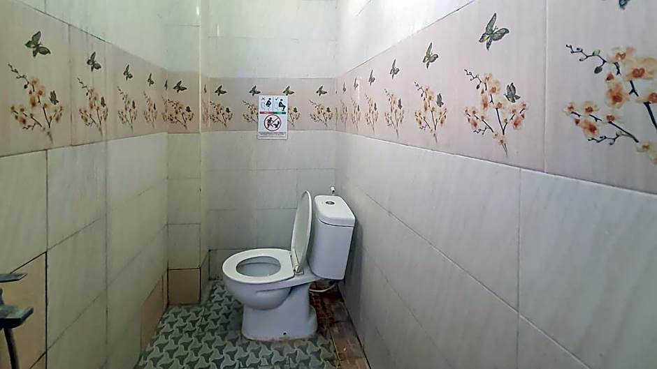 Reddoorz @ Homestay Gayatri