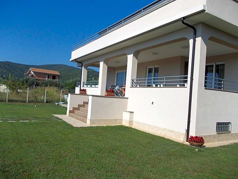 VILLA LAURO LUXURY B&B