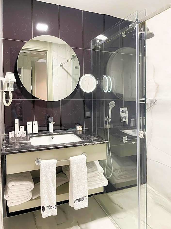 The Conforium Hotel Van