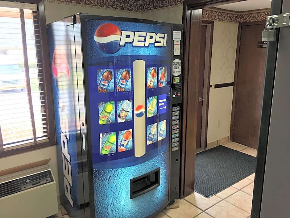 Travelodge by Wyndham Monroe