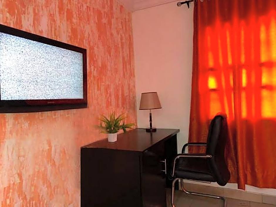 Airport Budget Hotel – Lagos, NY