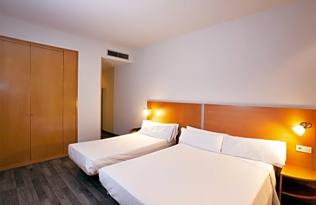 DOUBLE STANDARD ROOM