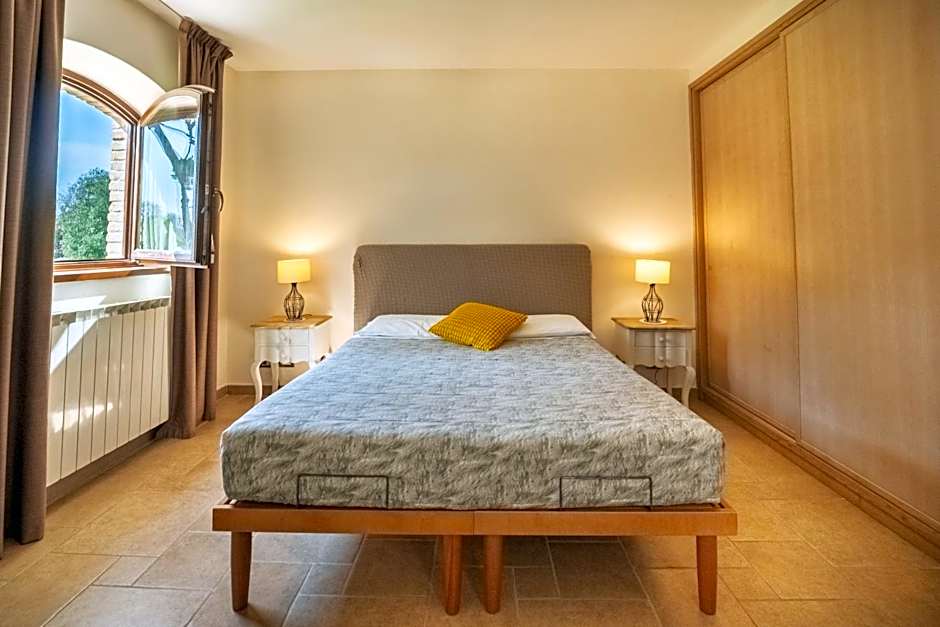 Photo 1 of 10 of 1 Double Bed or 2 Beds, Accessible