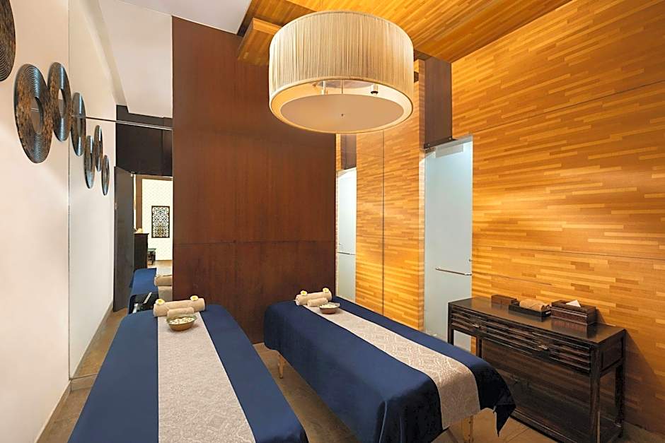 Courtyard by Marriott Gurugram Downtown