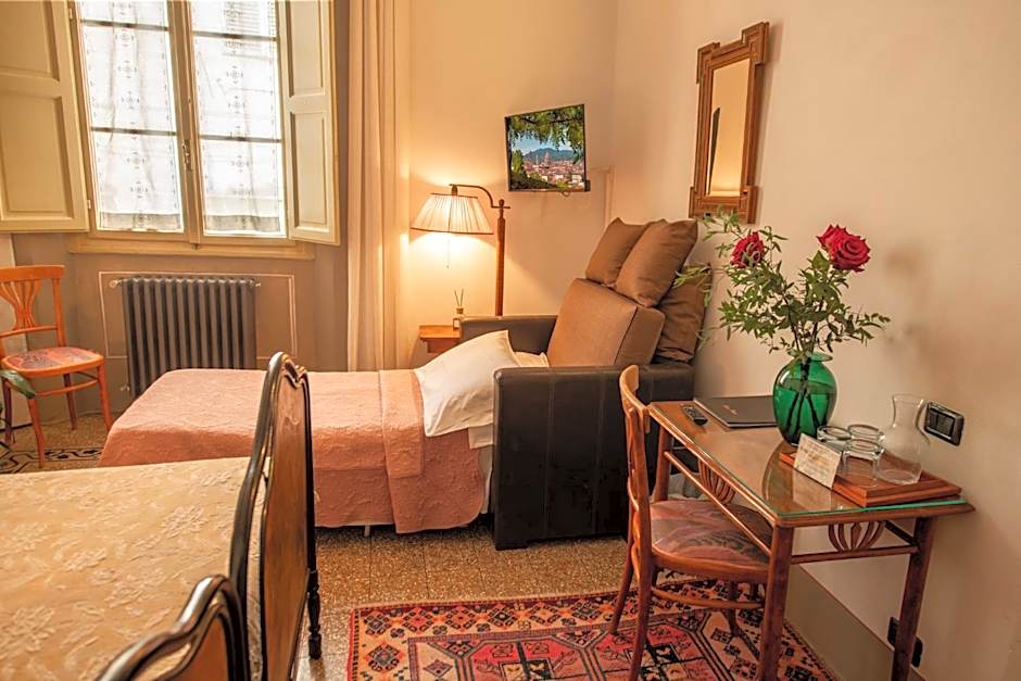 Casa Rovai Guest House