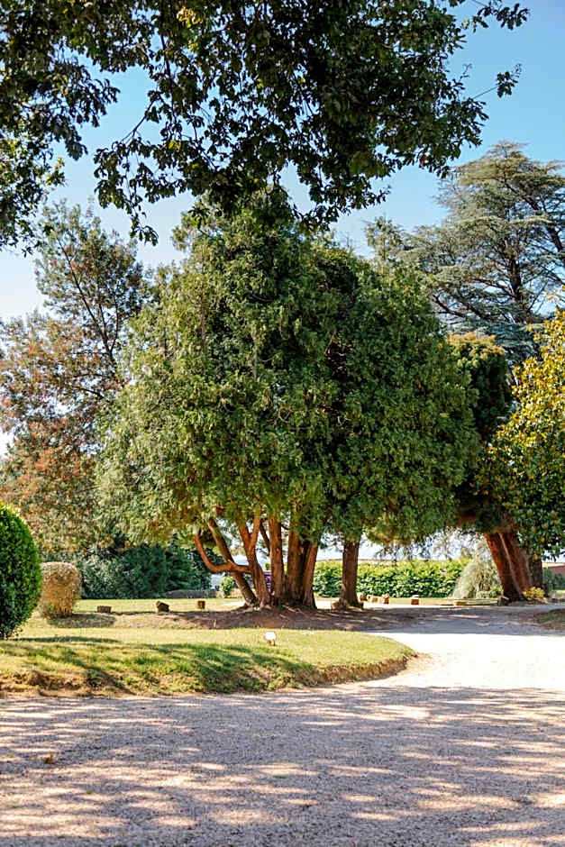 Chateau du Clair de Lune - Boutique Luxury Hotel