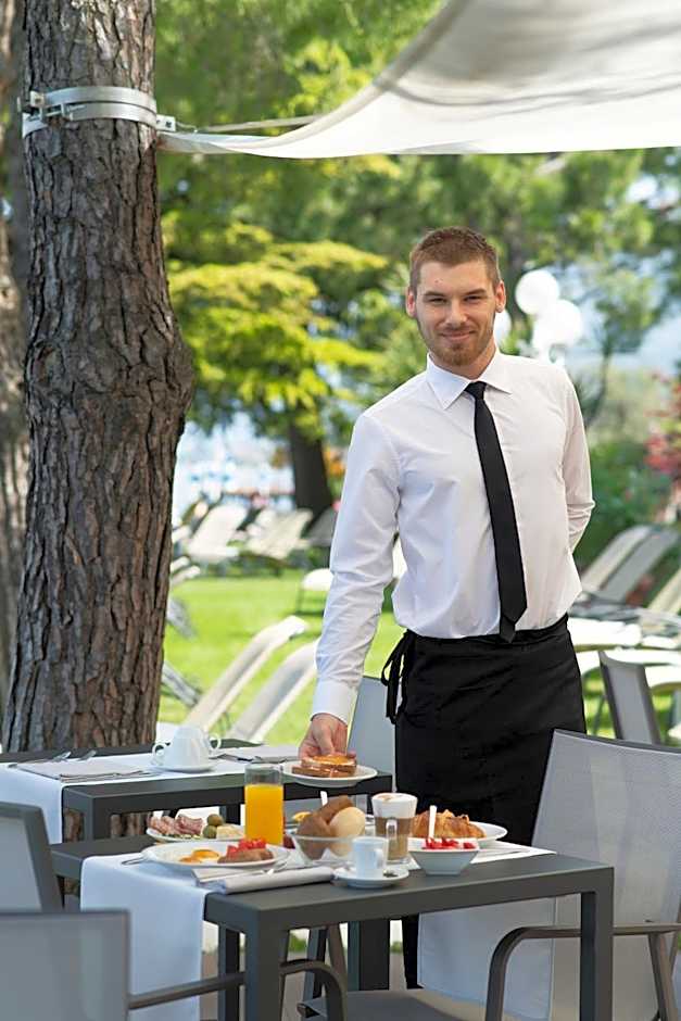 Hotel Du Lac - Relax Attitude Hotel