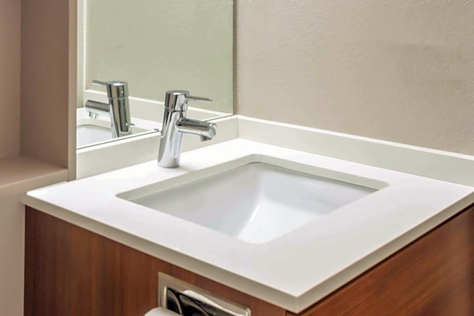 Microtel Inn & Suites by Wyndham Altoona