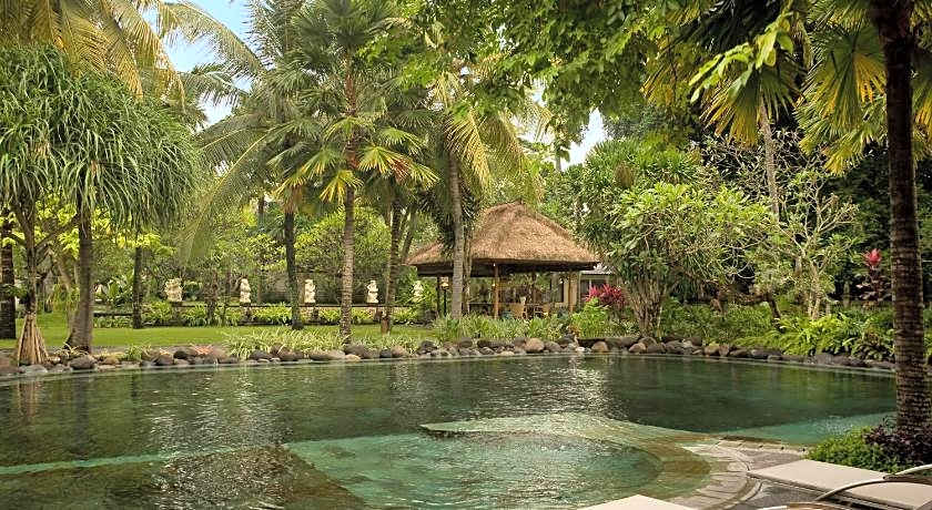 Segara Village Hotel