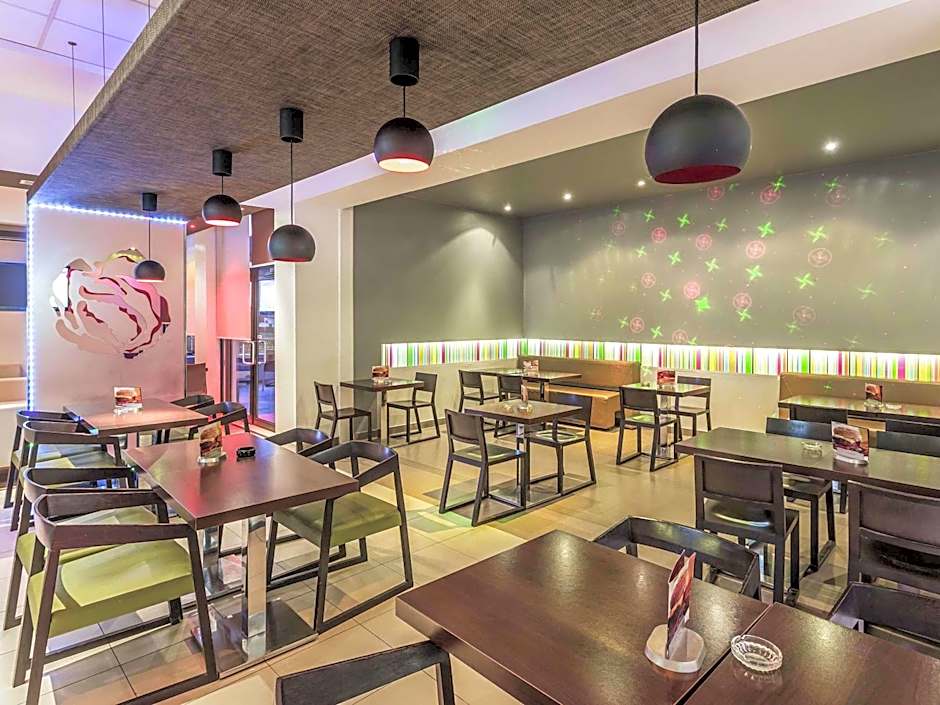 Ibis Oran Les Falaises