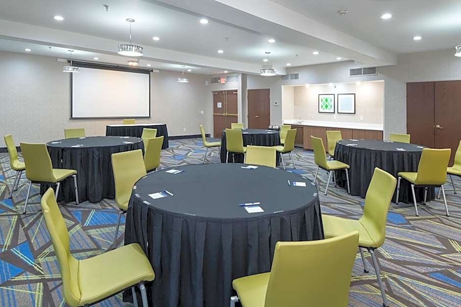 Holiday Inn Express Arlington Interstate 20 Parks Mall By IHG
