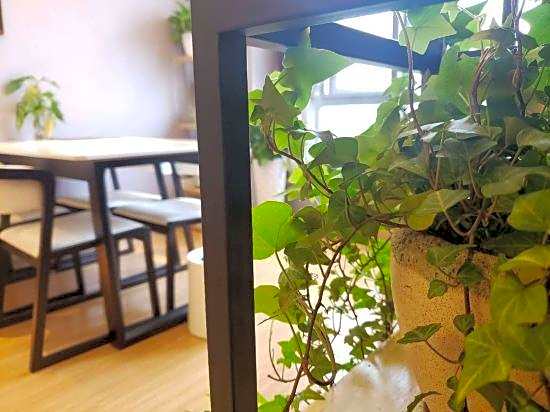 Deep Blue City Hostel
