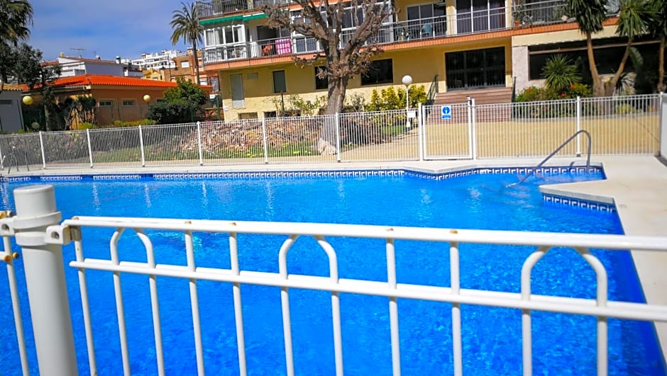 Benalmadena ,apartamento-Estudio primera Línea de Playa
