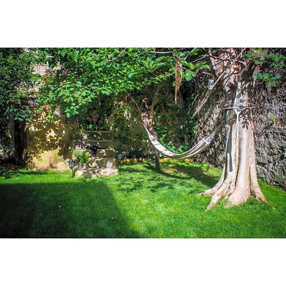 Casa Vayu - Rooms & Garden