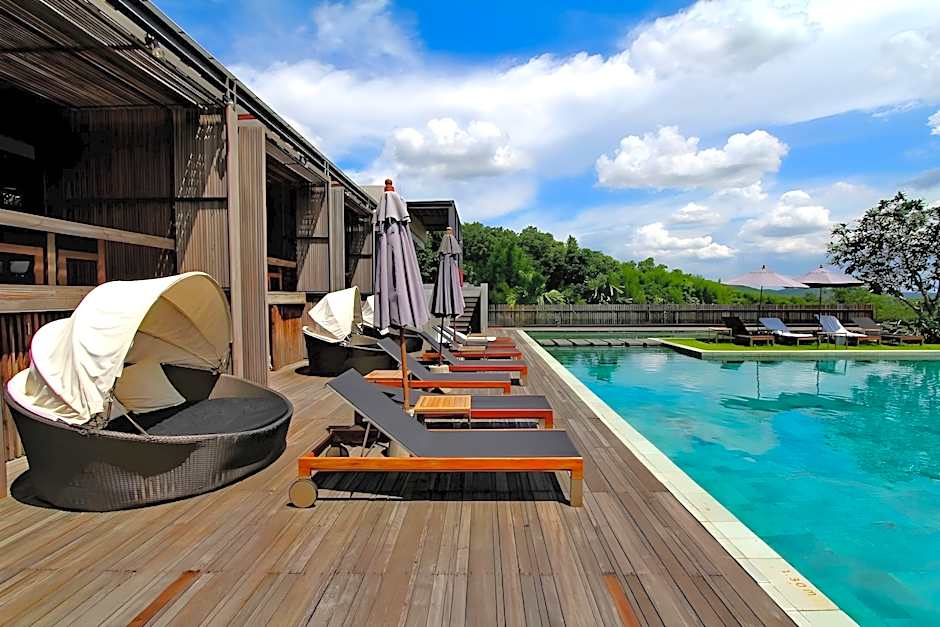 Veranda High Residence