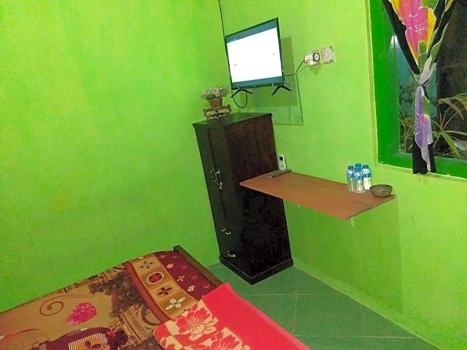 Hotel O Wisma Kost & Penginapan Afilia Buana Syariah