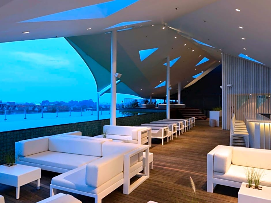 Ize Hotel Seminyak