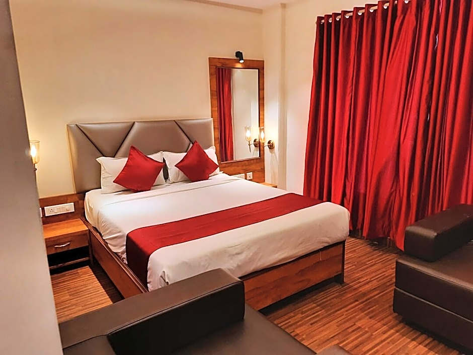 Hotel Amol – Navi Mumbai, KY