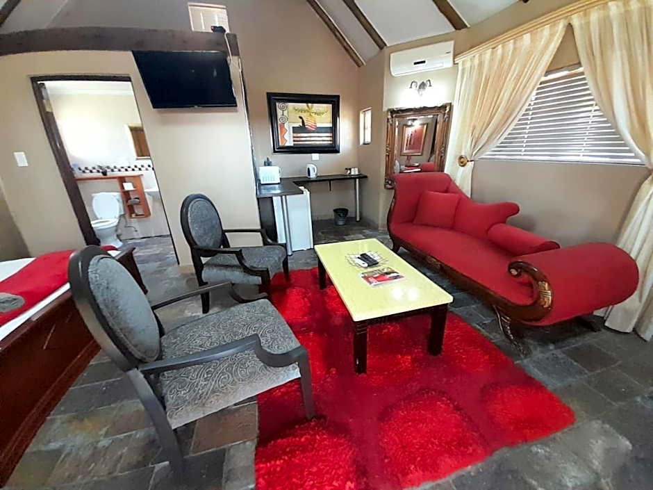 Gaggle Inn Guest Lodge