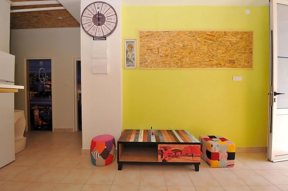 Oasis hostel