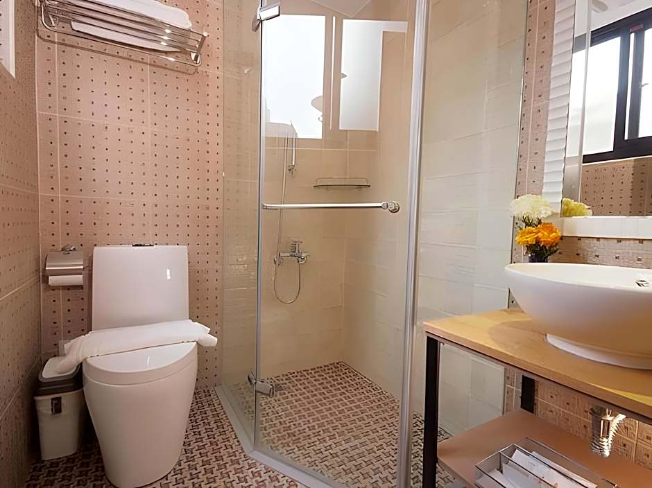 CHECK inn Express Taipei Station