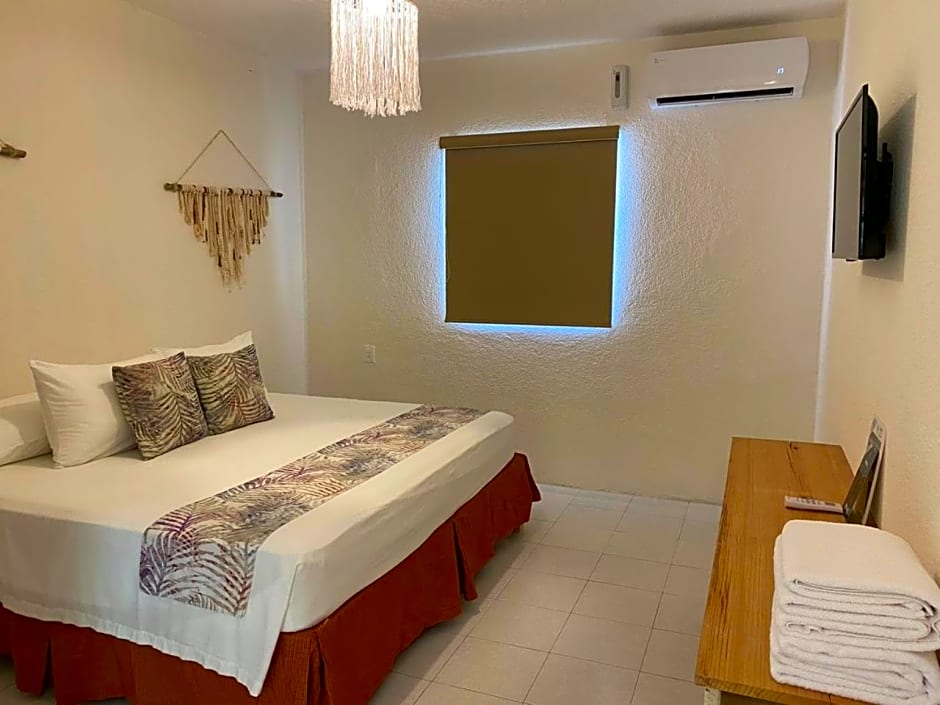 Ahava Hotel