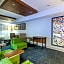 Holiday Inn Express & Suites Elk Grove West I-5 By IHG