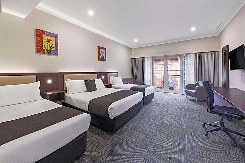 Quality Hotel Melbourne Airport