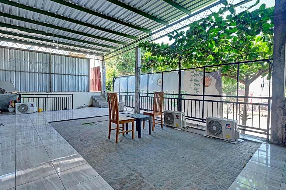 OYO Life 92877 Hotel Rainbow 7296